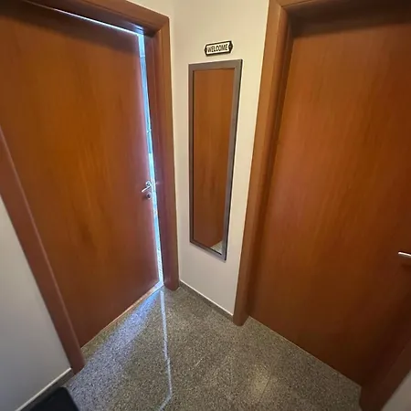 Tomaz Apartment, Burle Medulin